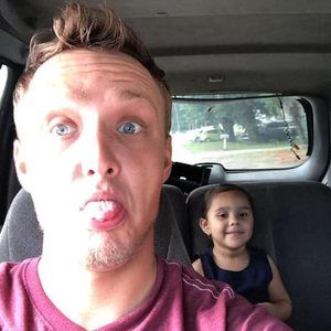 Meet your Posher, Roman